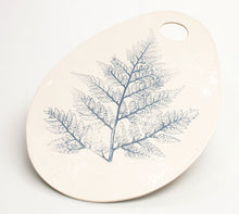 Load image into Gallery viewer, Oval Medium Fern Cheese Platter - Blue
