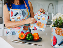 Load image into Gallery viewer, Picnic Apron
