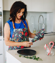 Load image into Gallery viewer, Floral Apron
